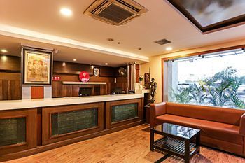 Oyo 9015 Near Railway Station Hotel Tirupati Exterior photo