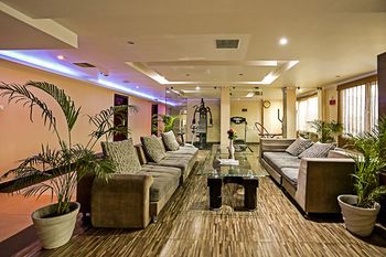 Oyo 9015 Near Railway Station Hotel Tirupati Exterior photo