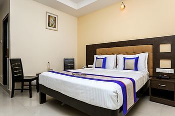 Oyo 9015 Near Railway Station Hotel Tirupati Exterior photo